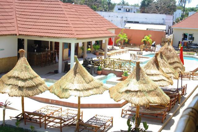Bamboo Garden Hotel 萨拉昆达 外观 照片